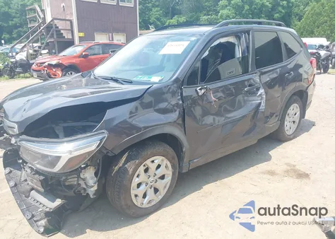 2021 Subaru Forester z USA, uszkodzony, nr VIN JF2SKADC3MH530758